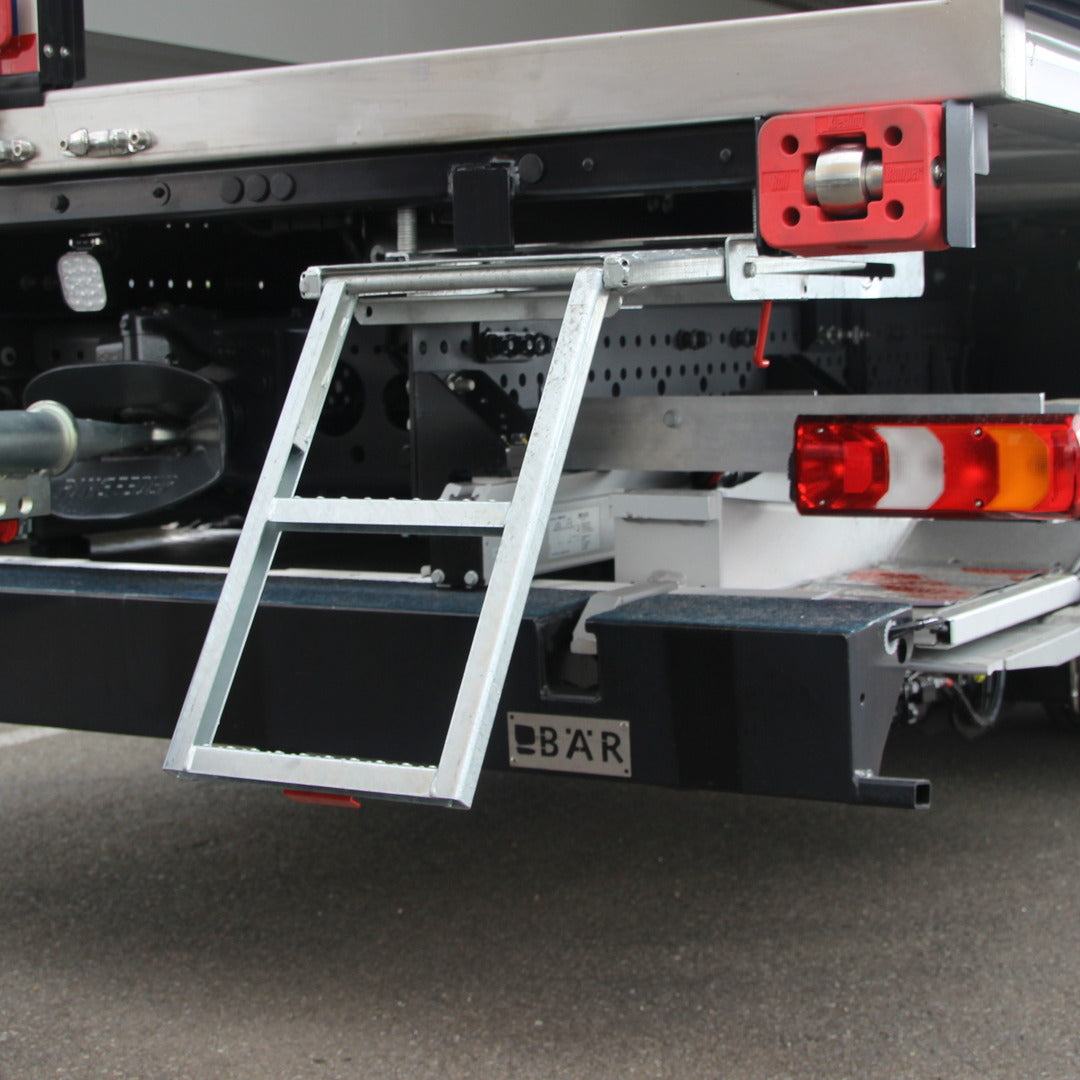 Aufstiegstritt 2 stufig Kiesling an LKW 