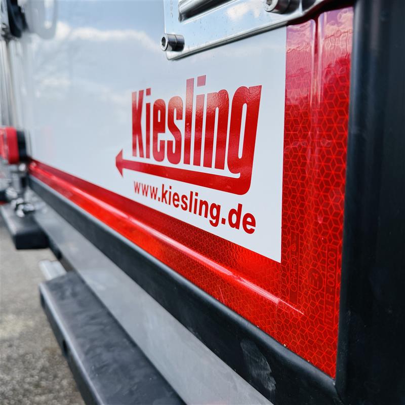 Reflektierband für Heckseite von Kofferaufbau  