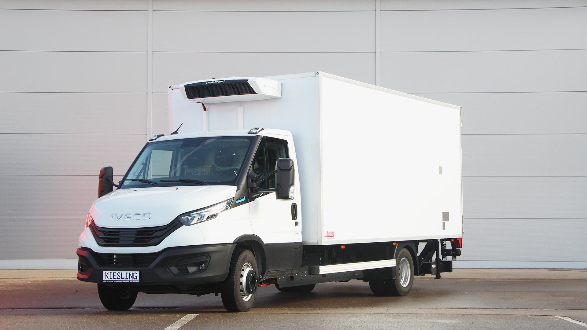 Elektro-Daily von Iveco mit Kiesling Kühlaufbau